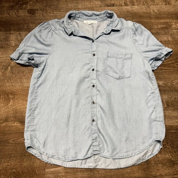 Jane & DelanceyShort Sleeve Button Front Shirt Size Medium - Picture 1 of 7